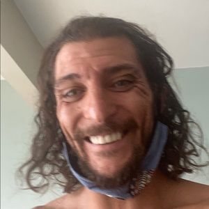 Meet your Posher, Christopher